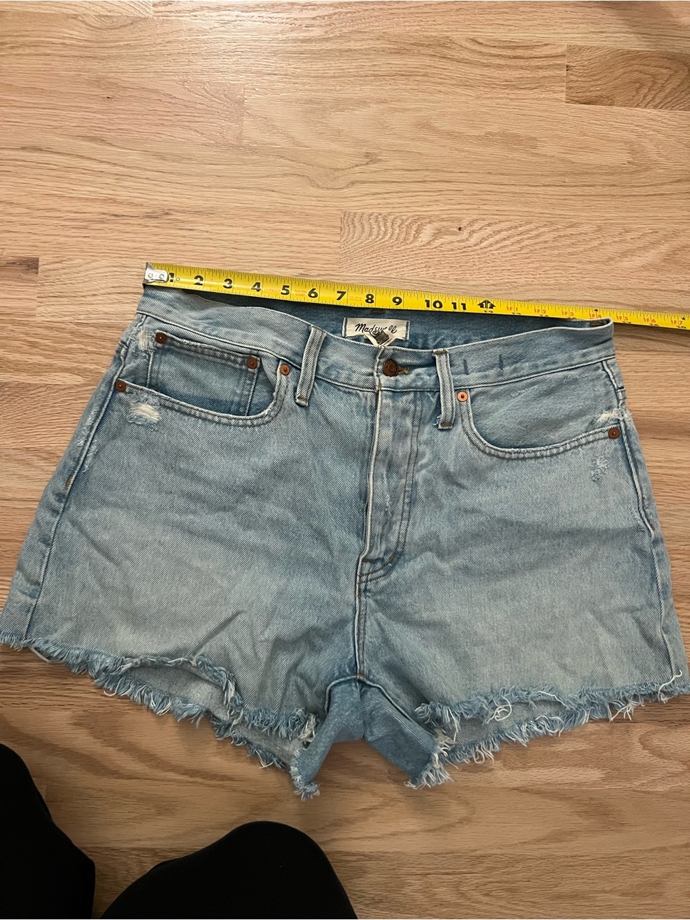 Madewell curvy relaxed denim shorts